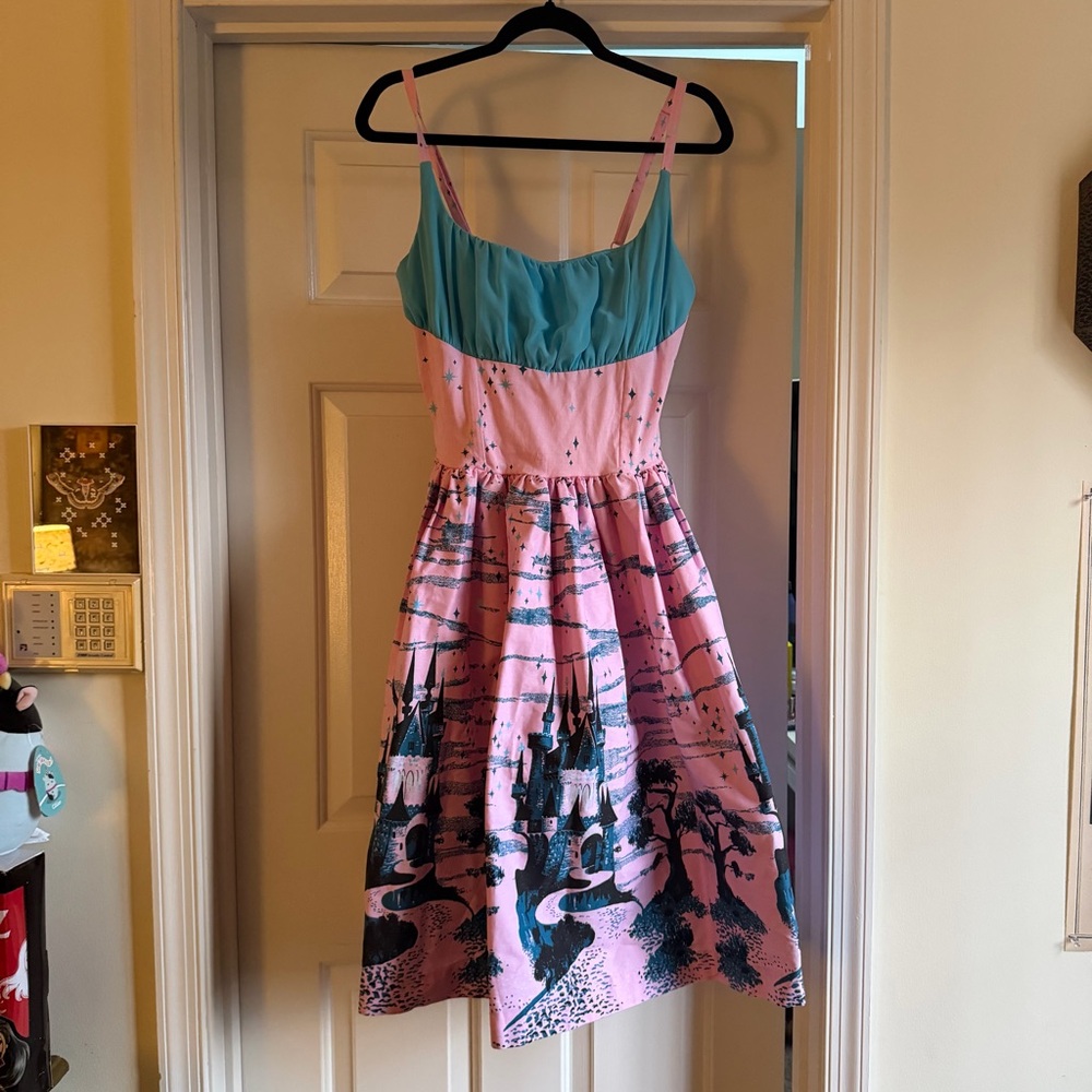 Rare sleeping beauty pin up dress - Picture 3 of 7